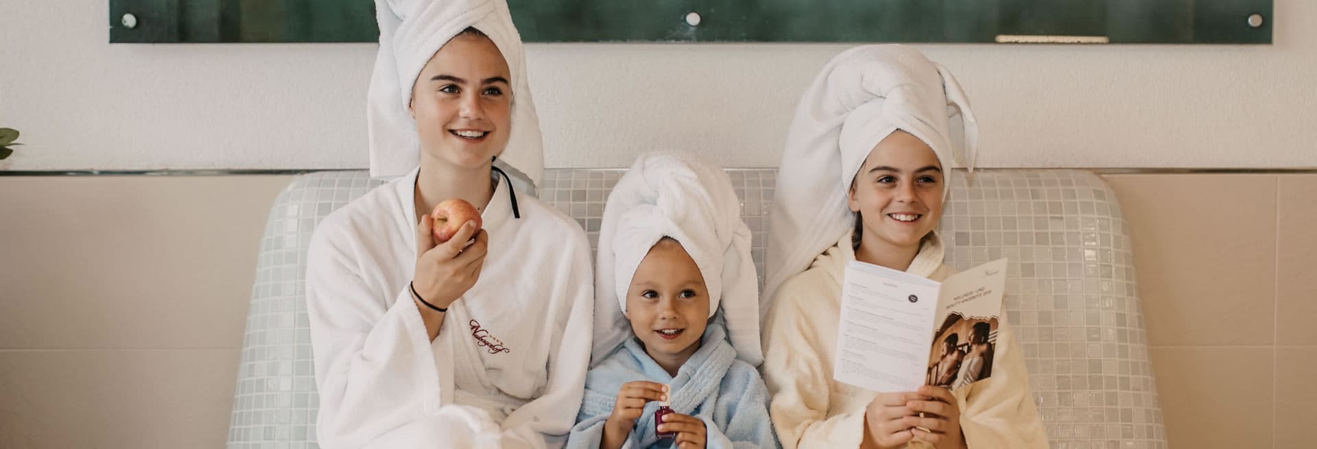  Massages, wellness treatments for children and teenagers in the 4-star family hotel
